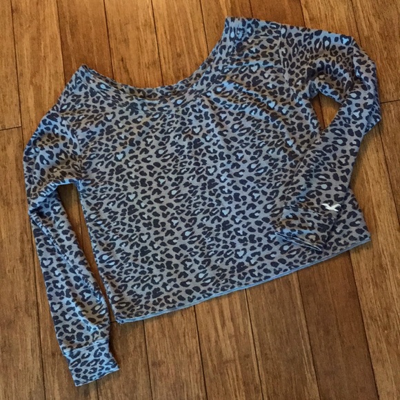 Hollister Off the Shoulder Leopard Top - Picture 2 of 11